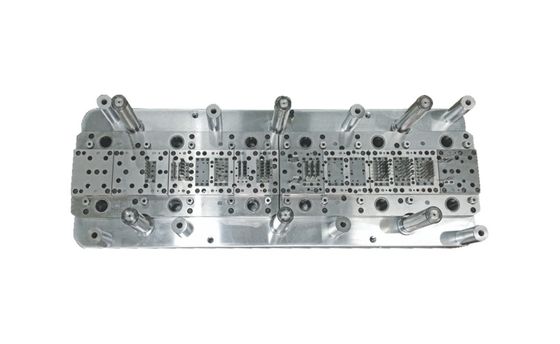 Προσαρμογή Ηλεκτροπληγή IC Lead Frame Stamping Mold σε ημιαγωγούς